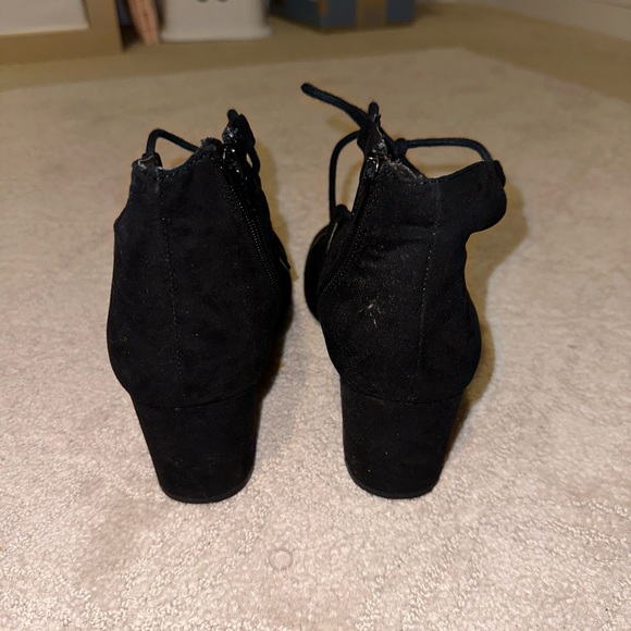 lace up heels - Picture 3 of 6